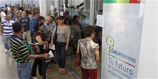 Sin cotizar a pensión, trabajadores independientes accederán a salud